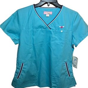 Koi scrub top size medium NWT.     CB36